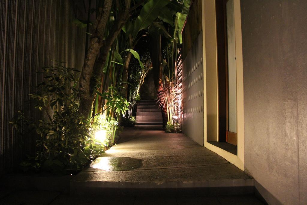 Villa Travis Seminyak  Exterior photo